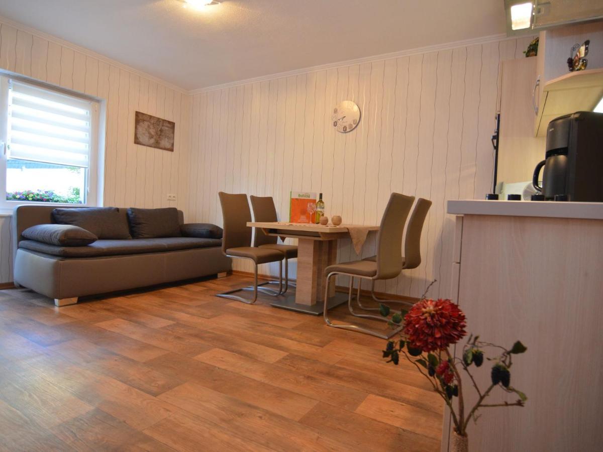 Modern Holiday Home Idyllic Setting With Terrace Medebach Eksteriør bilde